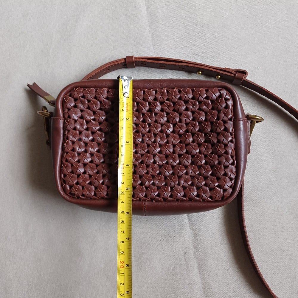 HP•Madewel Transport Camera Bag: Crochet Leather Edition - Picture 12 of 14